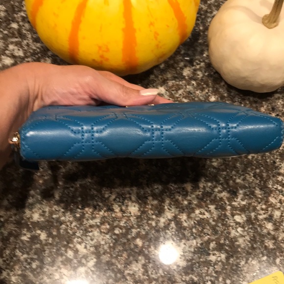 KATE SPADE Teal ASTOR Puffy Leather Wallet - Picture 2 of 7